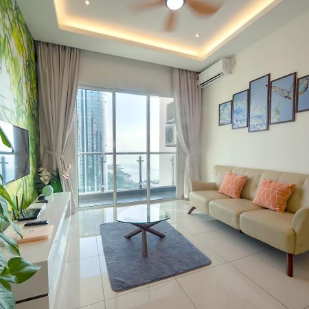 Seaview Condo Near Rf Mall, Food Court & Free Netflix Джохор-Бару Экстерьер фото