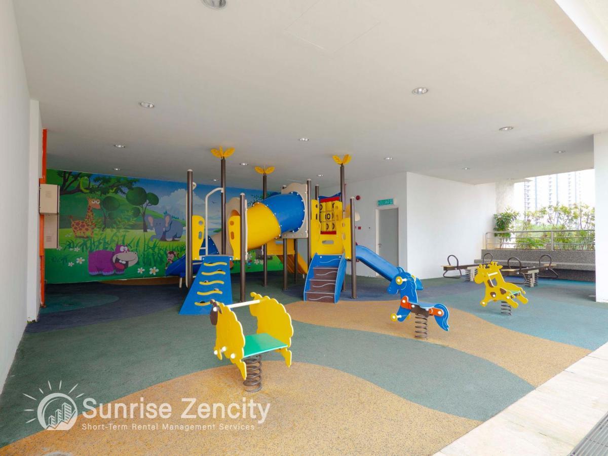 Seaview Condo Near Rf Mall, Food Court & Free Netflix Джохор-Бару Экстерьер фото