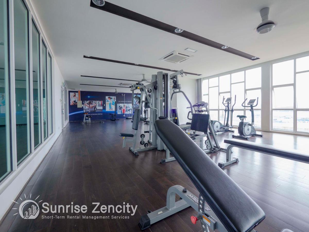 Seaview Condo Near Rf Mall, Food Court & Free Netflix Джохор-Бару Экстерьер фото