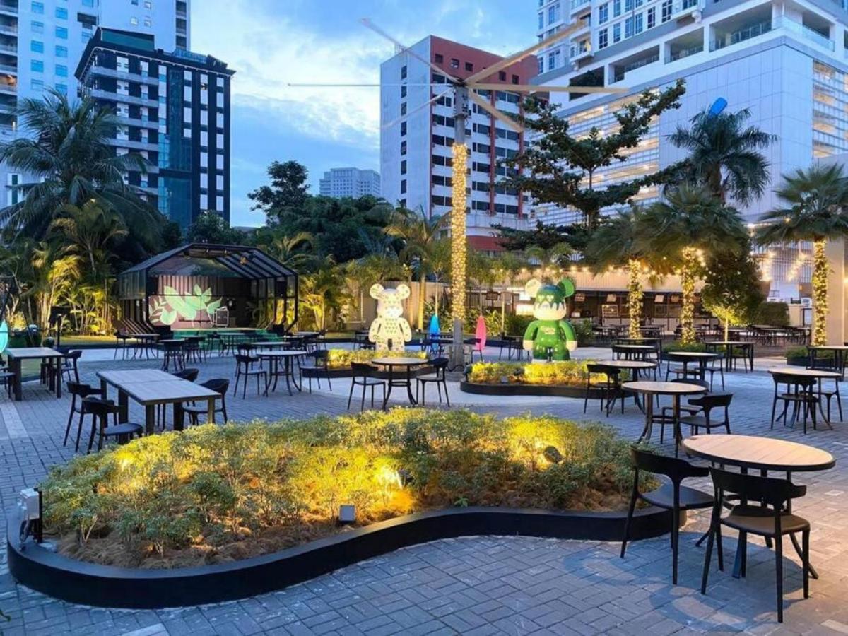 Seaview Condo Near Rf Mall, Food Court & Free Netflix Джохор-Бару Экстерьер фото